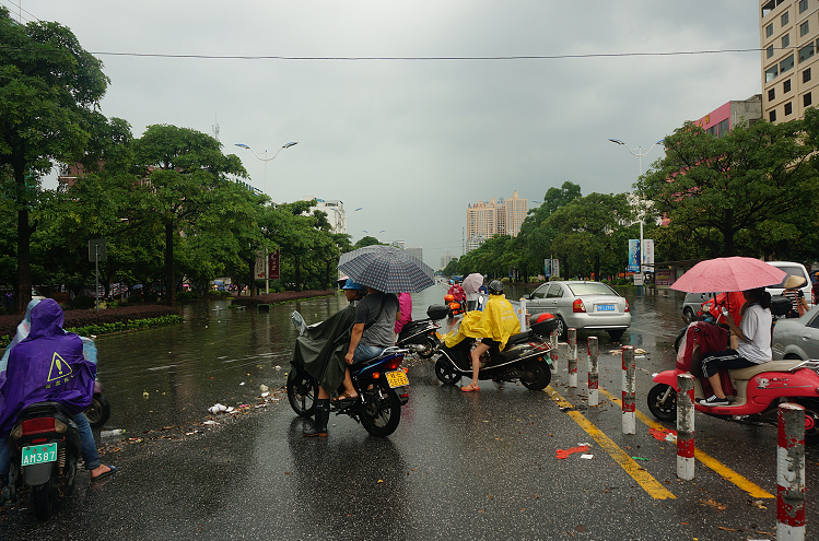 9月8日北海暴雨，多個(gè)路短交通受阻